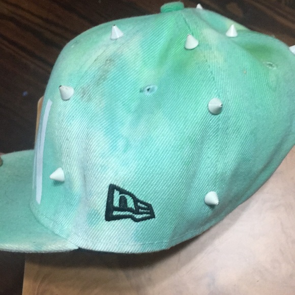 GREEN snapback - Picture 3 of 8